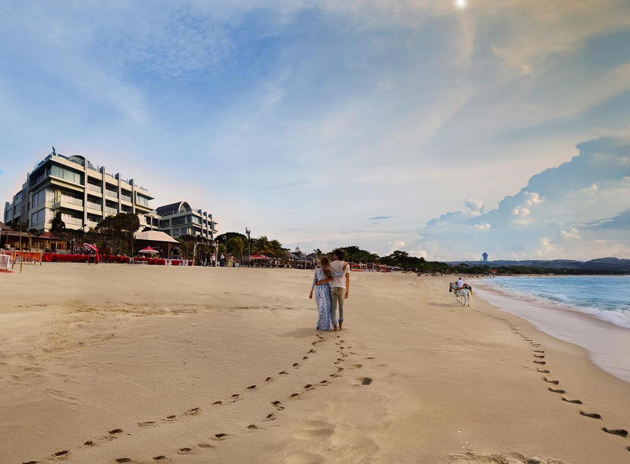Platinum Hotel Jimbaran Beach Bali Exterior photo
